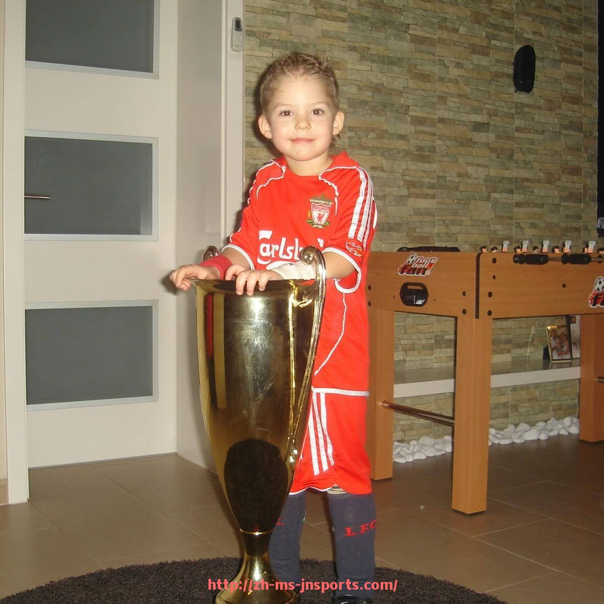 JN江南体育-世俱杯合作伙伴介绍及赛事商业合作模式