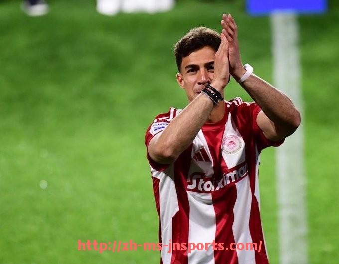 JN江南体育-1998年皇马对尤文图斯欧冠经典回顾