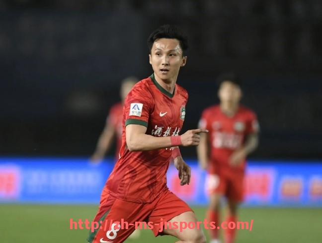 JN江南体育-意甲球队阵容变化的影响与战术调整