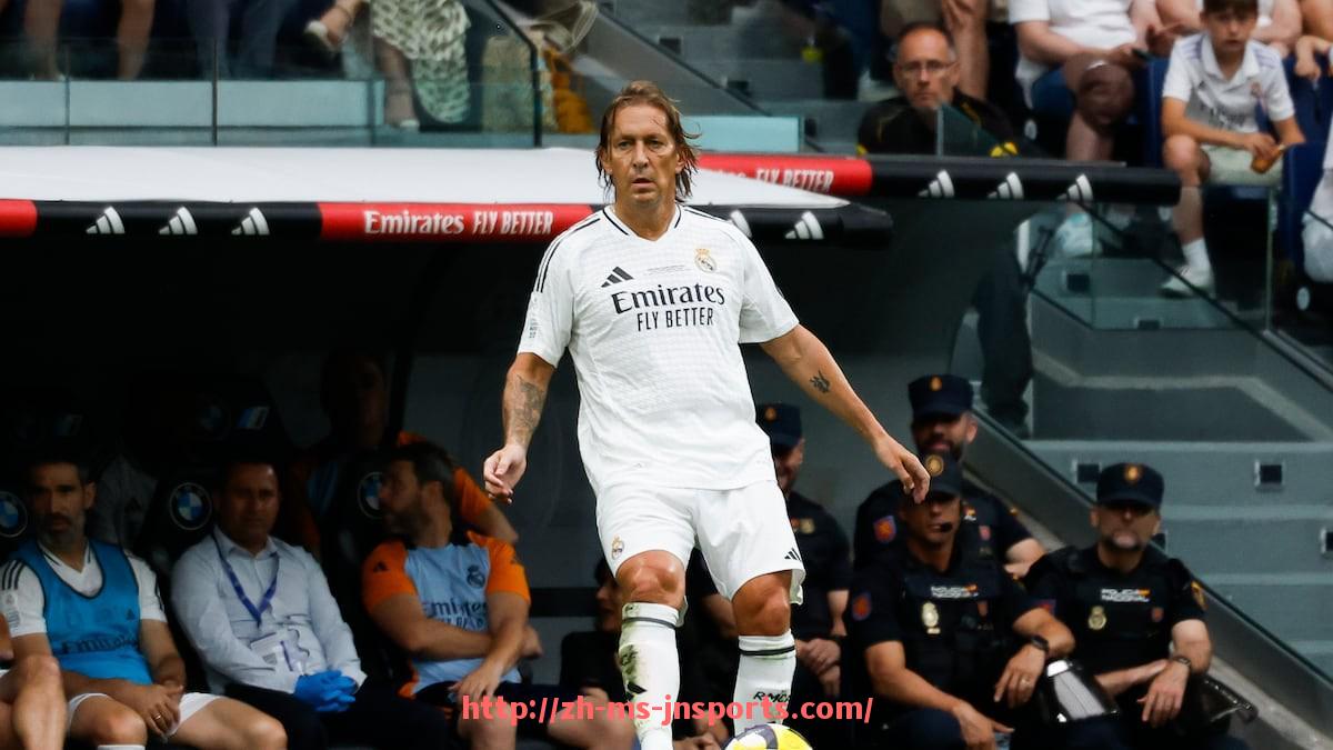 JN江南体育-最新意甲球队民意投票排名及变化趋势